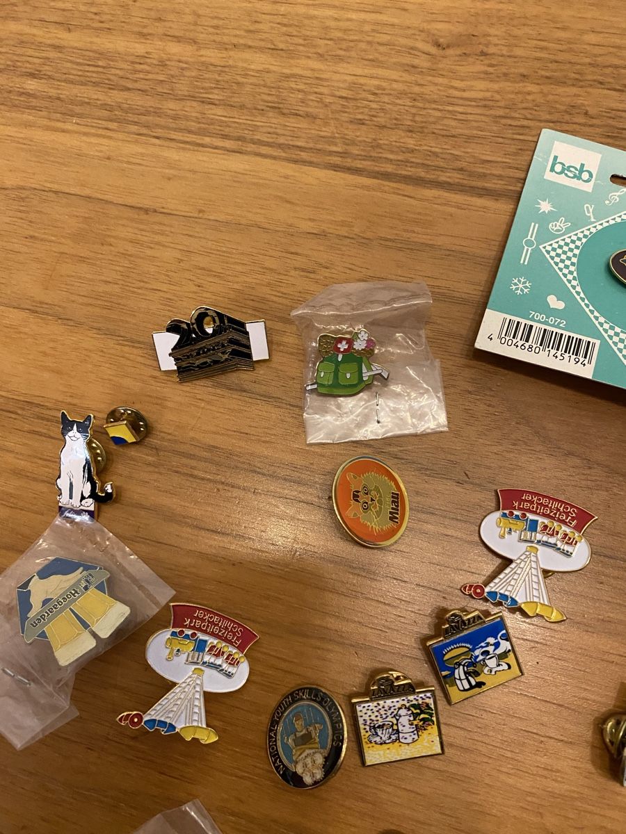 Spille & Fermagli: Pins – Nuovo (secondo la descrizione) da St.Gallen venduto da Design04 4