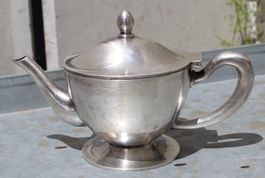 Krug , BERNDORF LUZERN 16 GR , LA ROSERAIE GENEVE. Für ca. 3