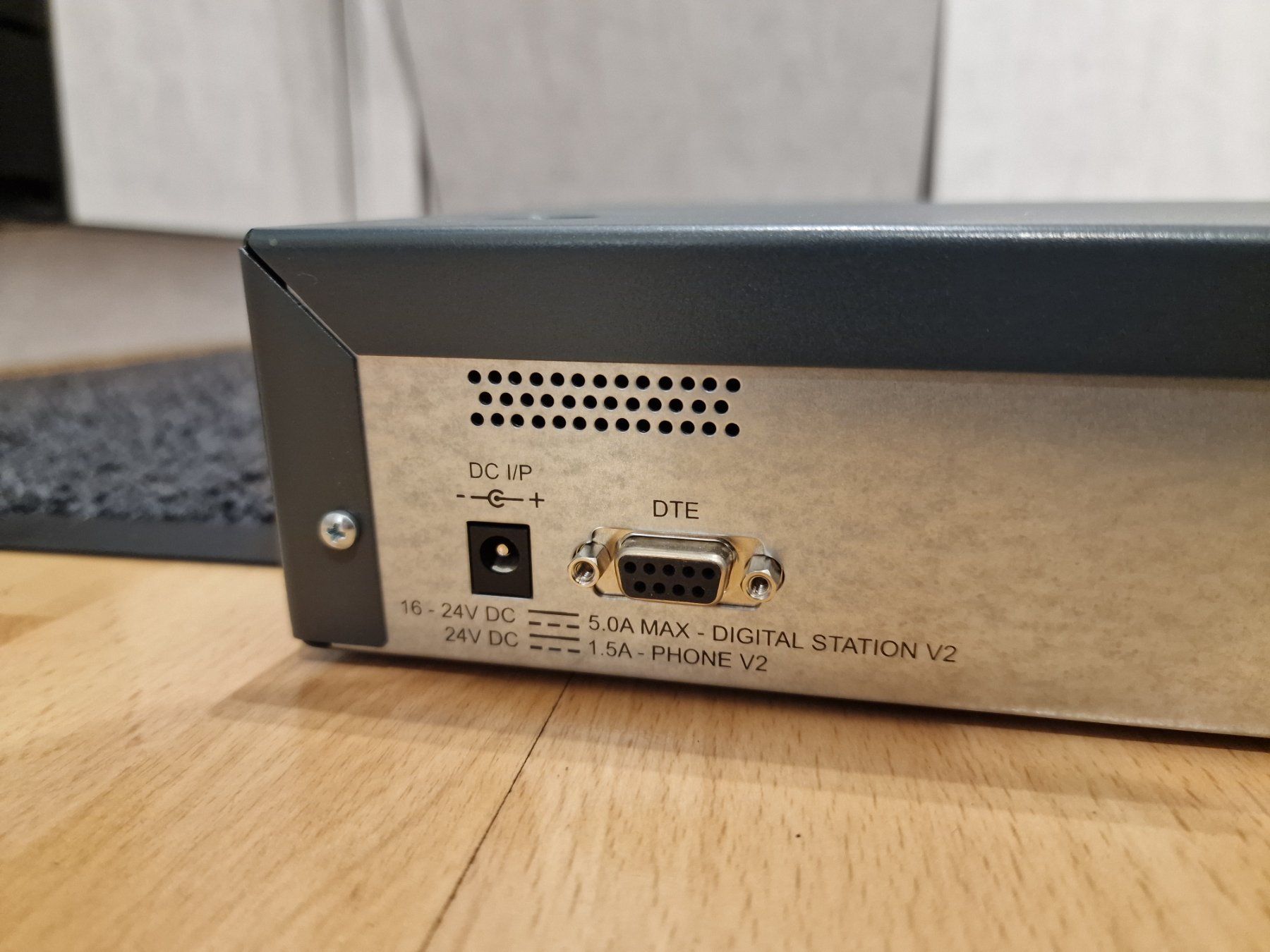 Avaya Telefoni: Avaya IP Office IP500 inkl. Module – Usato da Buchrain venduto da Sssschaller 3
