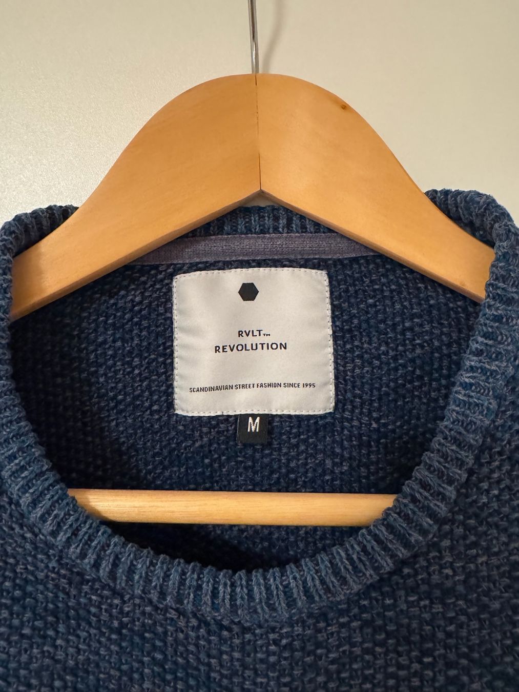 Maglioni & Felpe: Revolution Knit Pullover 6009 BLUE - RVLT Streetware – Usato da Winterthur venduto da Buzzi... 1