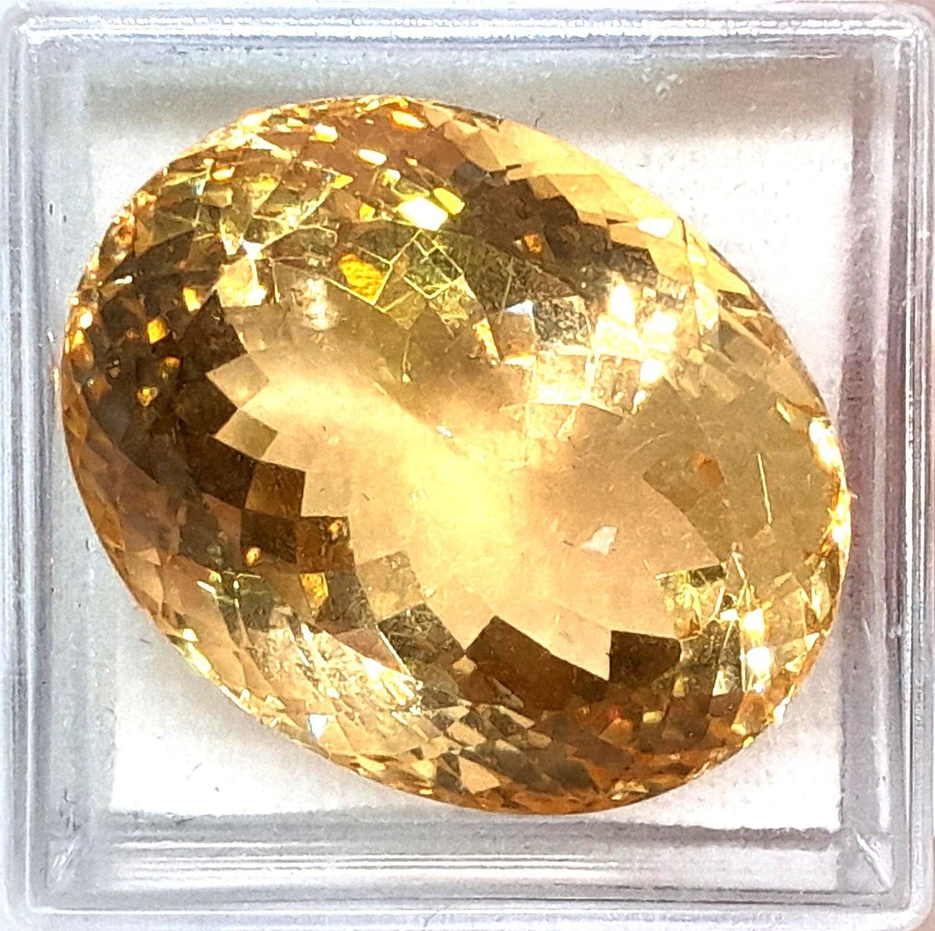 Edelsteine: Citrine 47.87 ct - Valeur 527 Fr. – Neu (gemäss Beschreibung) aus Grimisuat von Valgem