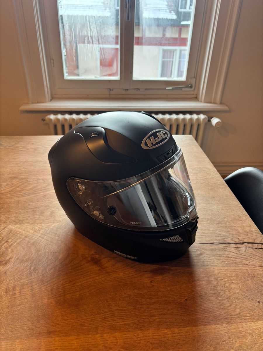 HJC Caschi & visiere: Motorradhelm HJC RPHA 11 – Usato da St. Gallen venduto da simea_1610 1
