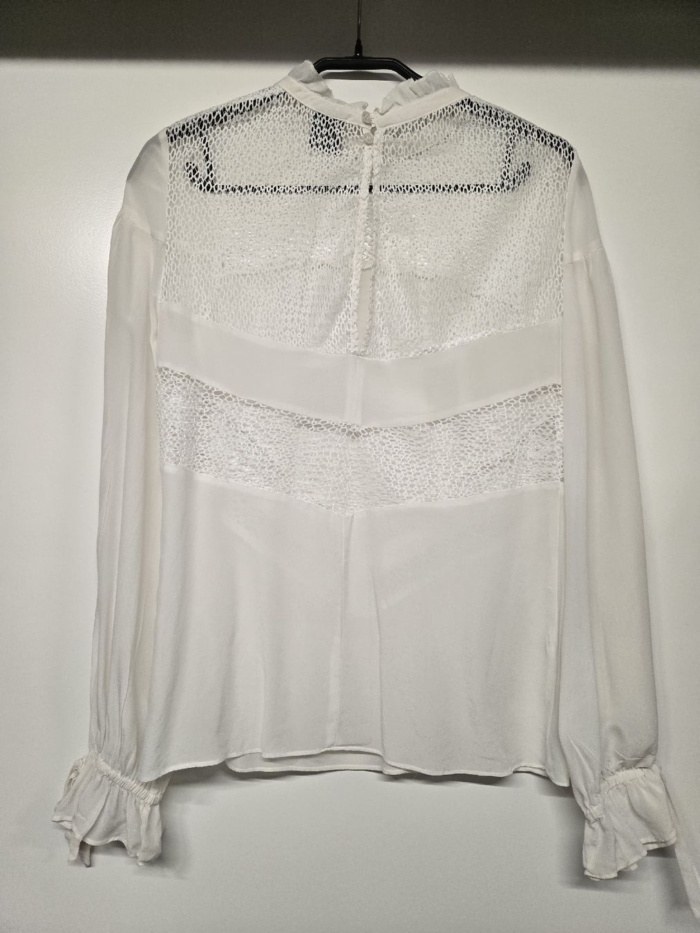 Pinko Camicette: PINKO Bluse Weiss/Creme Spitzenbluse, Seidenbluse – Usato da Gutenswil venduto da Spomi 3