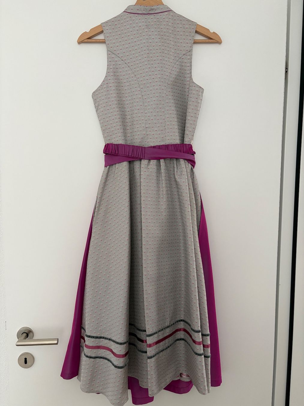 Kleider: Dirndl Hammerschmid – Gebraucht aus Zürich von fra_88dh 3
