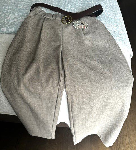 Pantaloni: +  nEue DaMenhoSe  + – Usato da Winkel venduto da zeho 1
