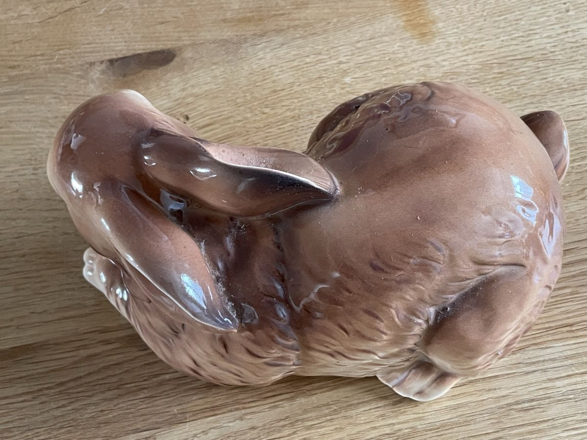 Statuette: Porzellanhase – Usato da Goldach venduto da matthiaseggenberger 1