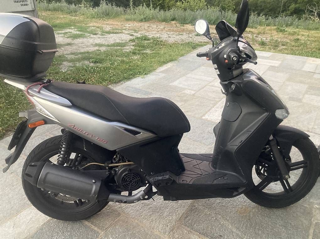 Kymco Scooters: Scooter 125,4 tempi – D'occasion à Palagnedra par robis4 1