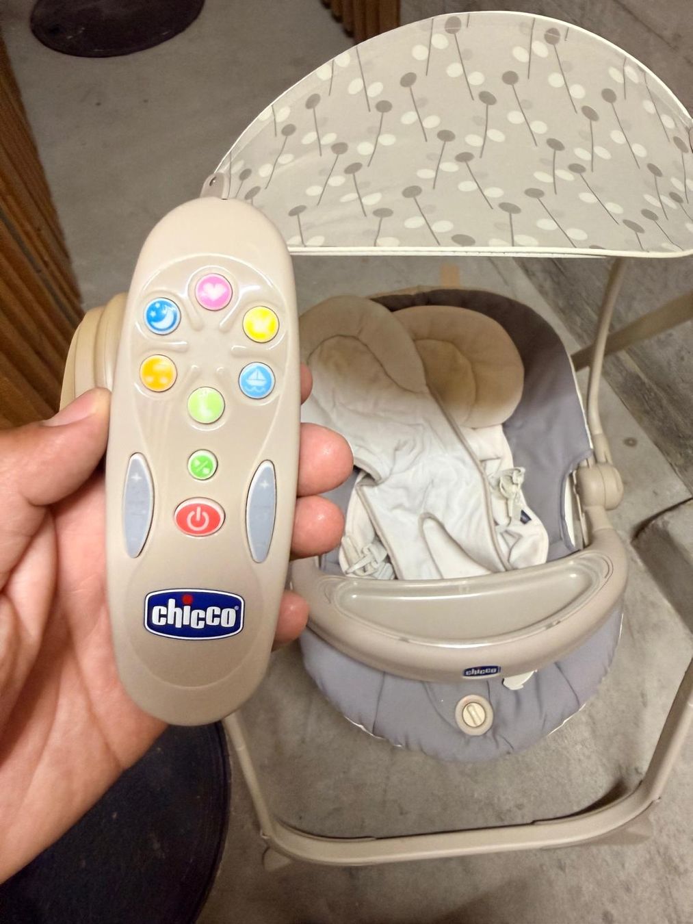 Chicco Sdraiette & Sdraiette a dondolo: Babyschaukel mit Fernbedie – Usato da Neuenhof venduto da Catasantos 3