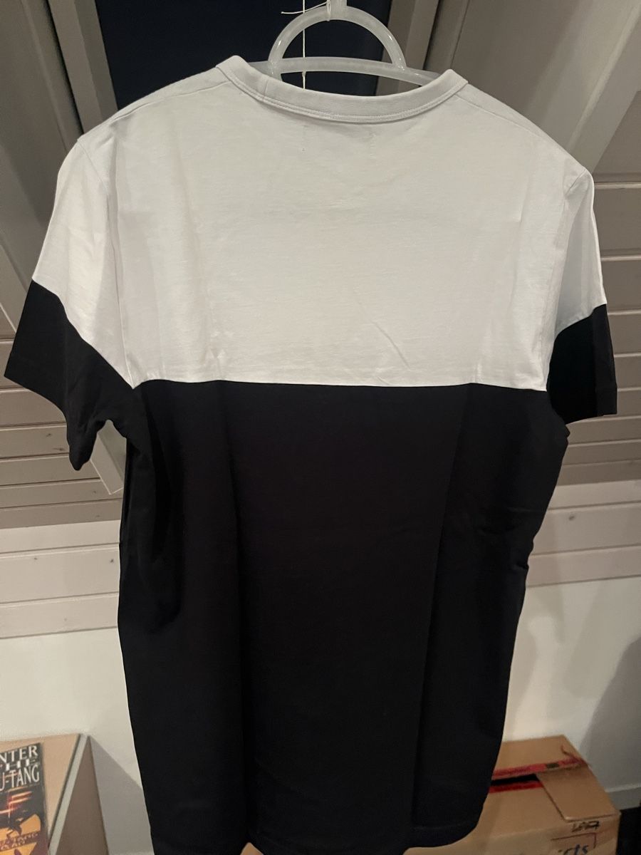 Fred Perry T-Shirts: Fred Perry T-Shirt Gr. S – Gebraucht aus Otelfingen von Denis_ZH 1