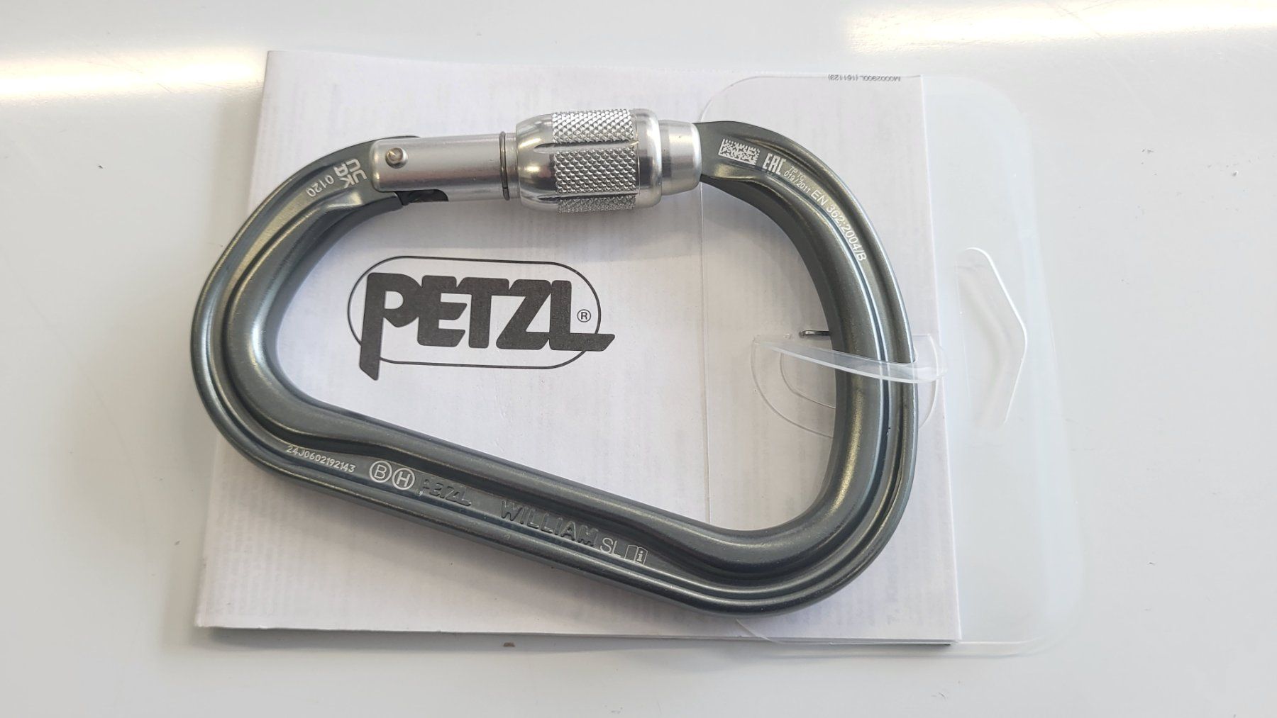 Kletterausrüstungen: Petzl William Karabiner SL grau – Neu und originalverpackt aus Davos Dorf von Milwaukee02 1