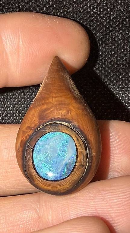 Ciondoli: Holzanhänger mit Opal – Usato da Wigoltingen venduto da SANDROPAL 2