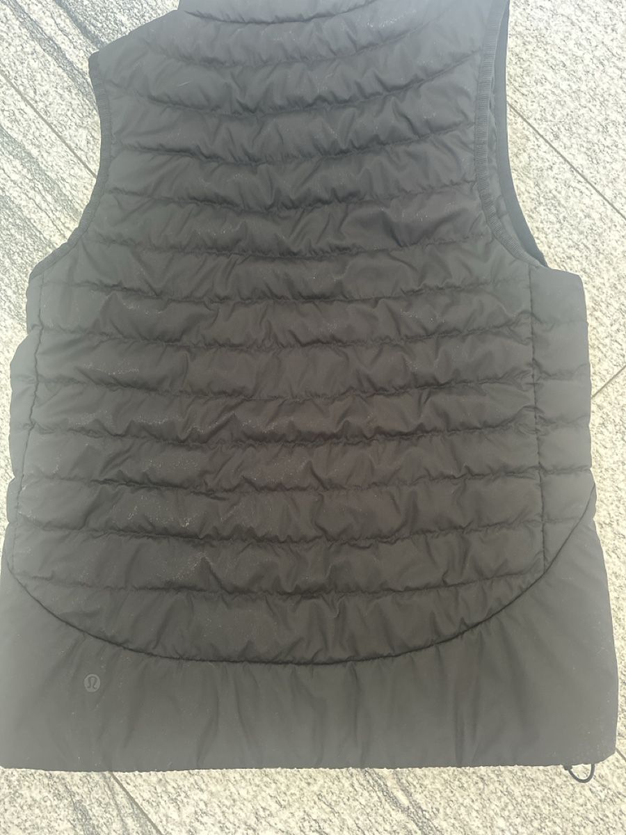 Lululemon Gilet & Giacche senza maniche: Lululemon Gilet Gr. 2 – Nuovo (secondo la descrizione) da St. Gallen venduto da Ursula66 1