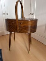 Nähkasten/ Nähkistchen Dänisches Design, abnehmbare Beine