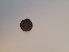 Uralte kleine Bronzenmünze 1,47 gr.