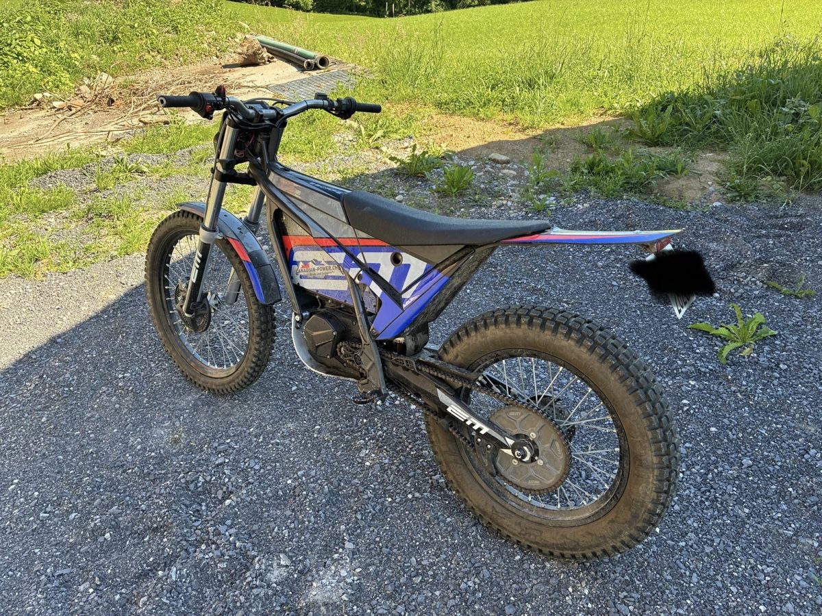 Enduro: Zu Verkaufen  E-Trail Bike – Usato da Uznach venduto da jst_c2v6 3