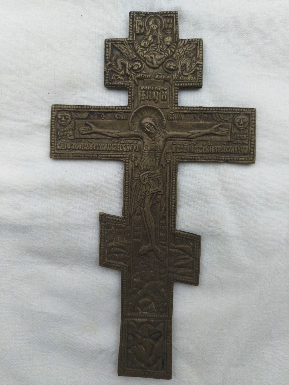 Sculture & Statue: Bronze Kreuz Antiquariat – Usato da Oberbipp venduto da A.B.M.