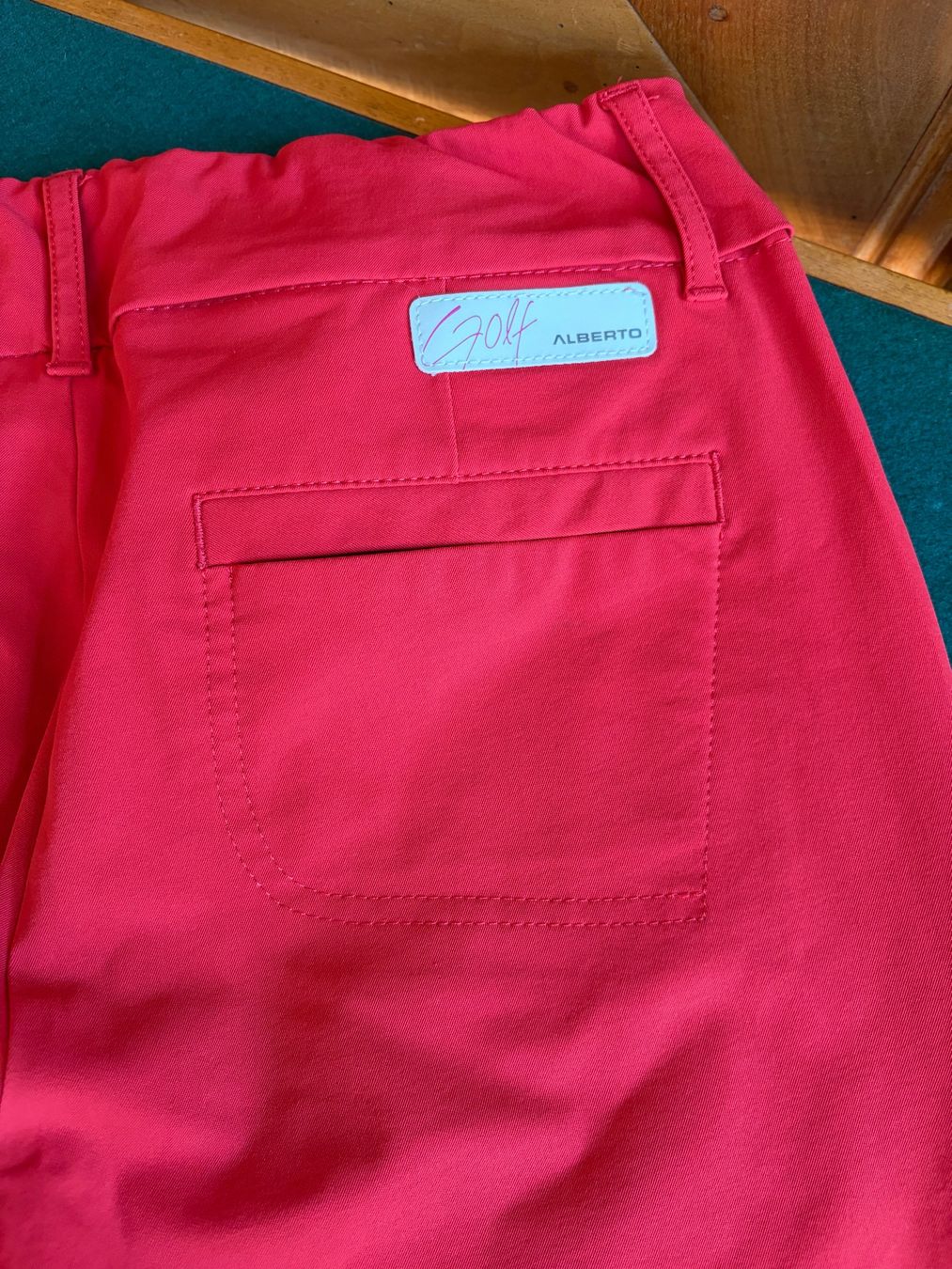 Hosen: ALBERTO GOLF  Hose Größe 38 DE – Gebraucht aus Interlaken von Bona55 5