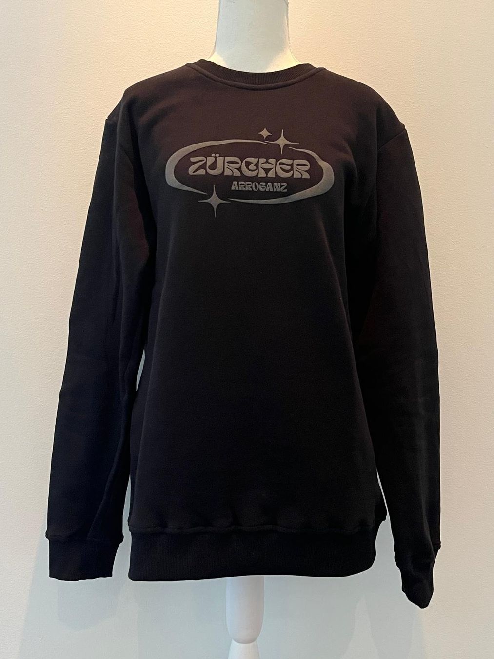 Pulls & Sweat-shirts: Zürcher Arroganz Sweater – D'occasion à Weiningen ZH par MellRo.54
