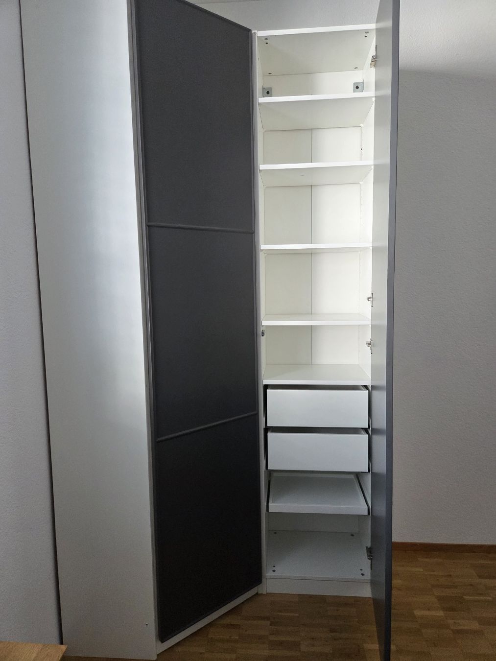 Ikea Schränke: Ikea Pax Eckschrank-Kombination – Gebraucht aus Bern von Manoth 1