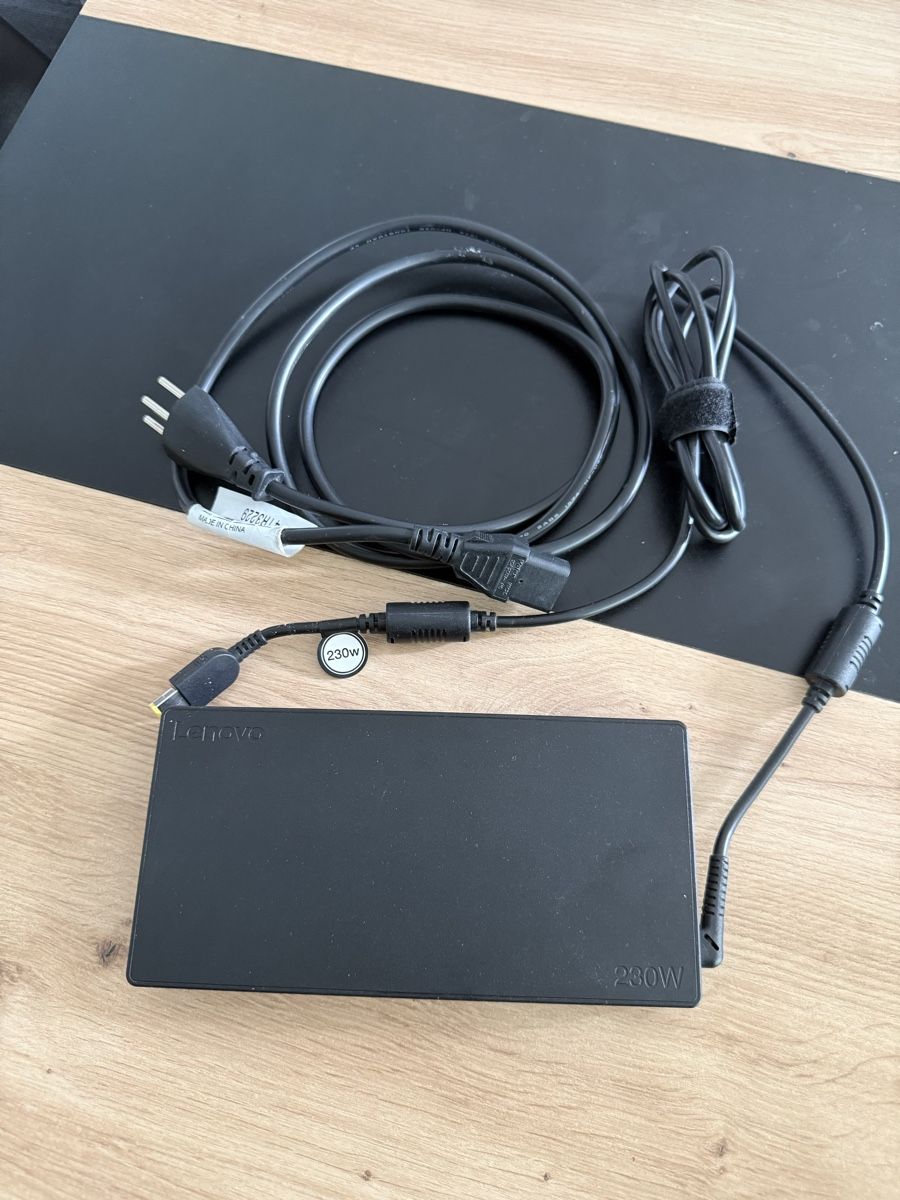 Lenovo Dockingstation: ThinkPad Thunderbolt 3 Workstation Dock – Gebraucht aus Baar von d-e-u-s 6