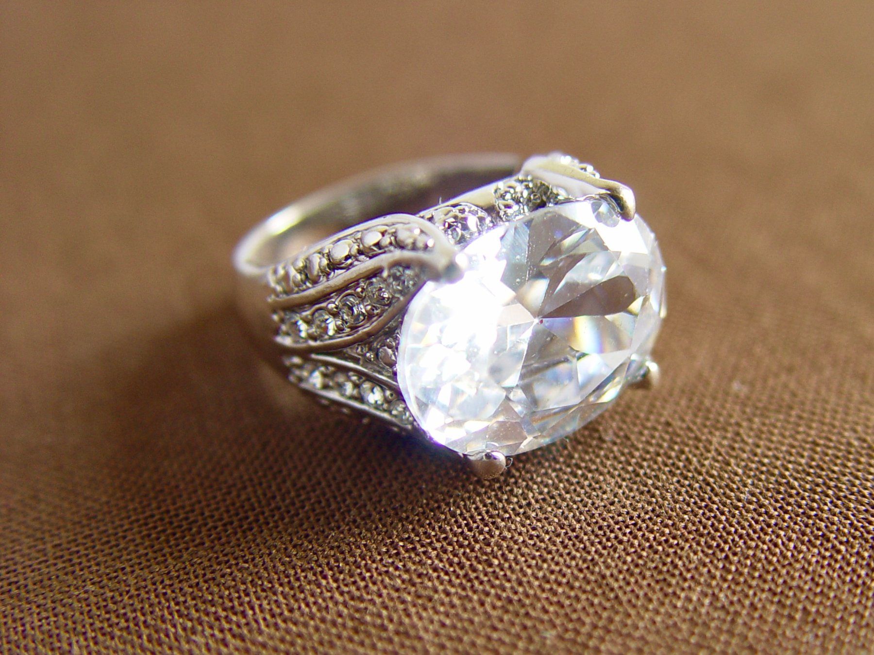 Anelli: Glanzvoller Modeschmuck Fingerring – Usato da Henggart venduto da gernli 4