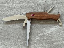 Victorinox Ranger Grip 178 mit Nussbaumschalen 0.9663.MWC4
