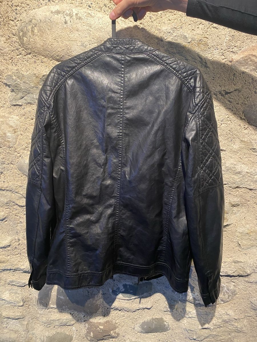 Guess Jacken: Schöne und sportliche Guess Lederjacke – Gebraucht aus Holziken von ilaaisa 1
