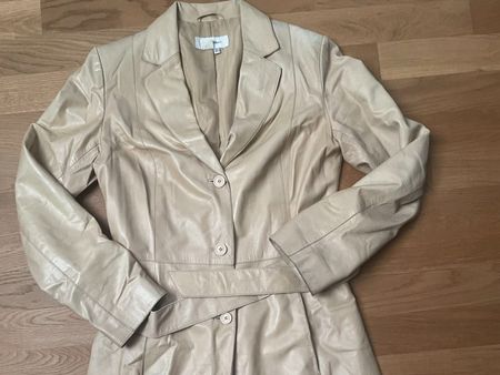 Zara Ledermantel Gr. 38 M Beige Leder Mantel