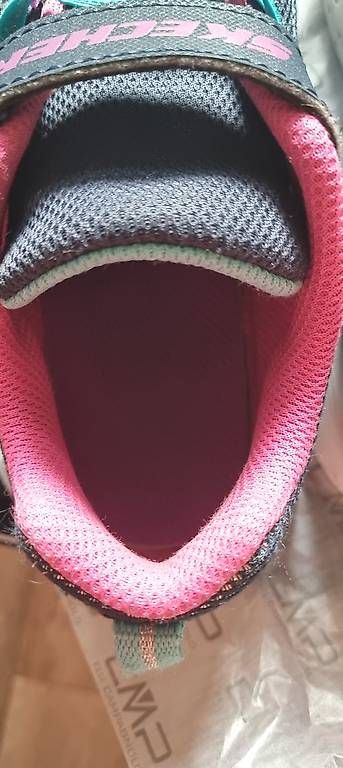 Schuhe für Mädchen: Skechers Snap Sprints grösse 33 – Gebraucht aus Nänikon von einhorn111 2
