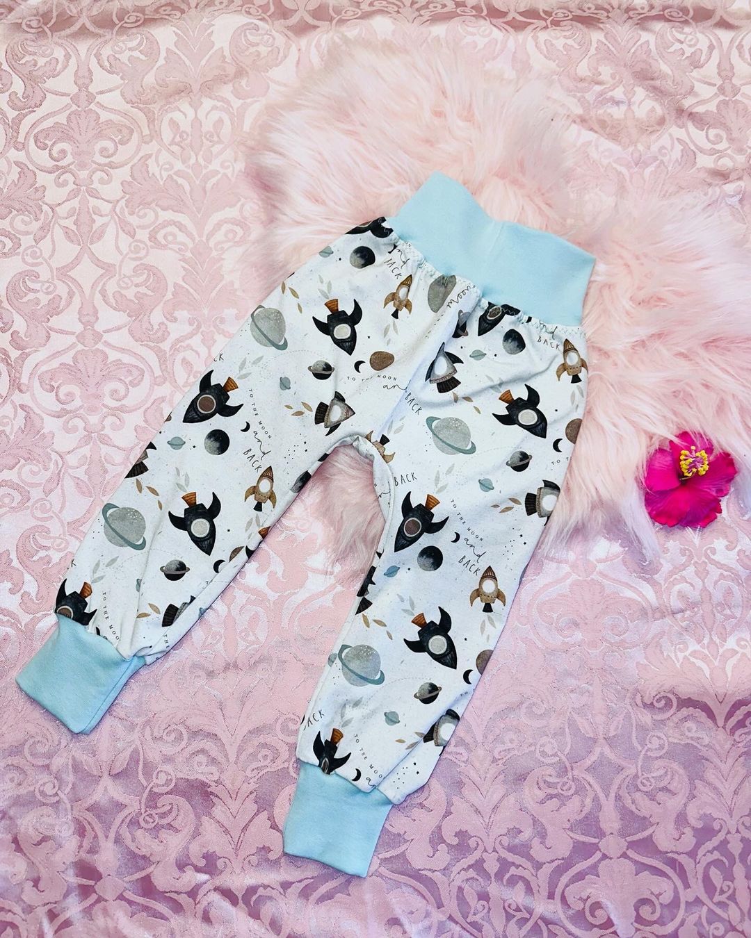 Pantaloni: Pumphose Kinder Raketen 80/86 – Nuovo (secondo la descrizione) da Attiswil venduto da Velvet81 1