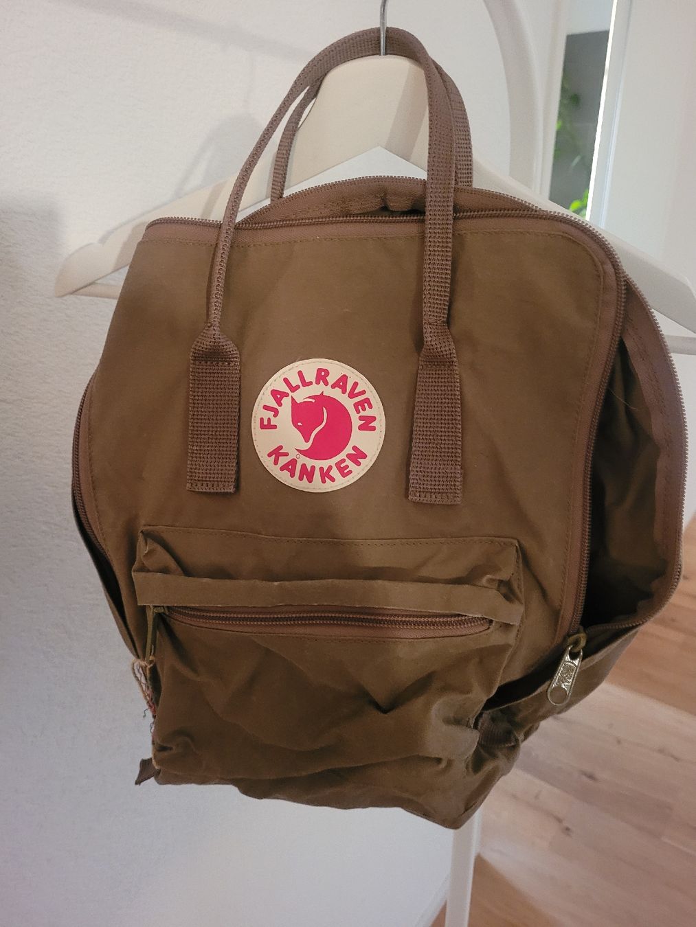Taschen für Damen: Tasche – Neu (gemäss Beschreibung) aus Neu St. Johann von cim_vv6n 4