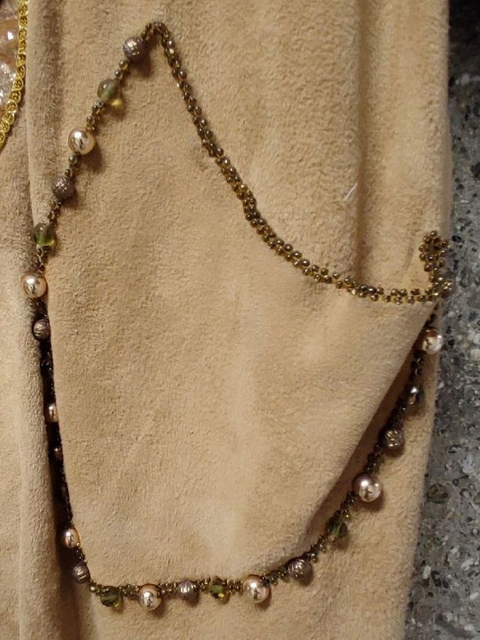 Costumi: Wildleder Jacke und Rock – Nuovo (secondo la descrizione) da Wettswil venduto da Chateauxfoto 4