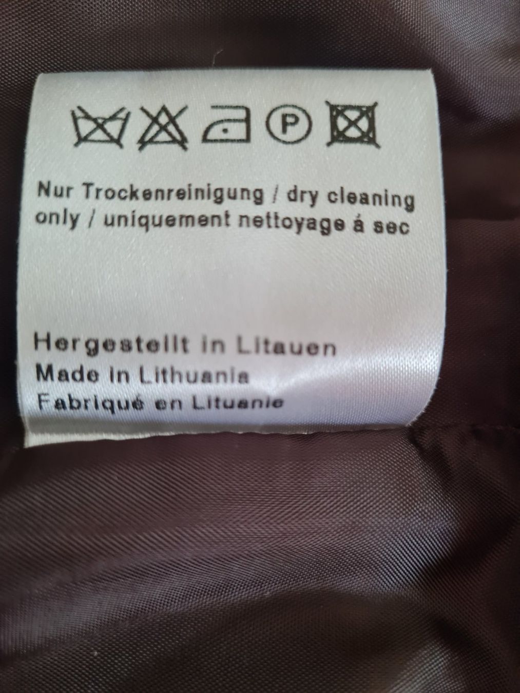 More & More Giacche: LANGER BLAZER JACKETT GR. 40 MORE & MORE – Usato da Steg im Tösstal venduto da goldlionfree 6