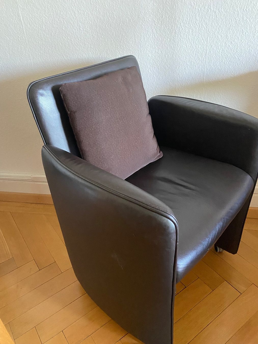Fauteuils: Ledersessel in gutem Zustand – D'occasion à Zürich par Peterpitt01 1