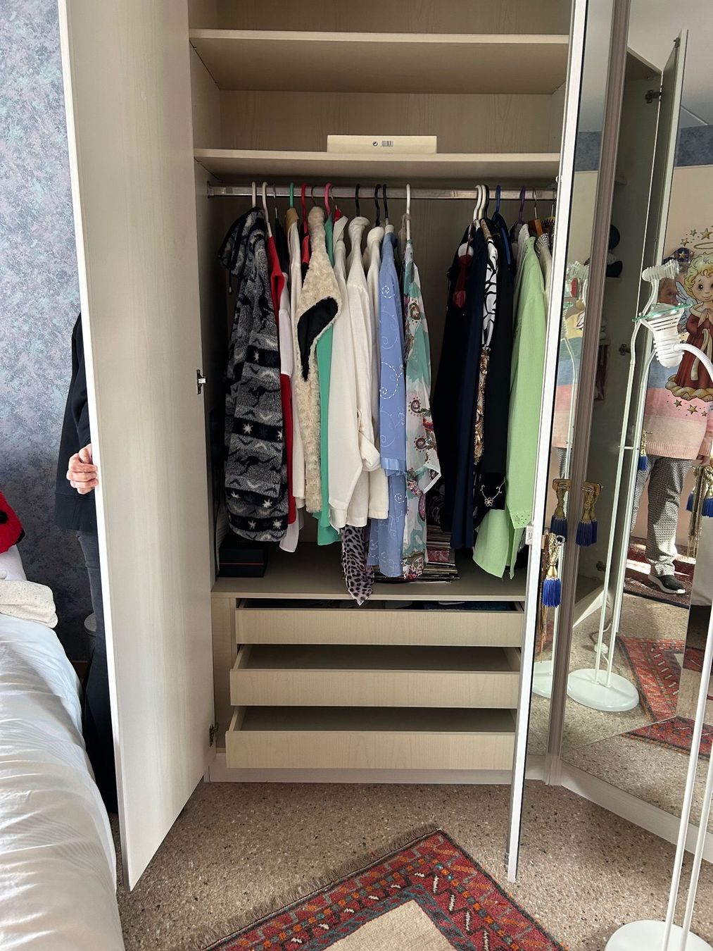 Schränke: Wunderschöner Spiegelschrank – Gebraucht aus Thun von Anita036 4