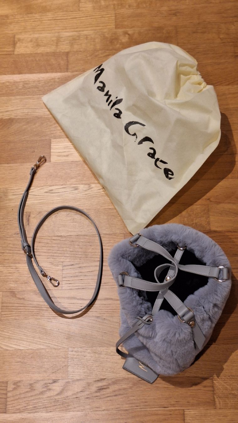 Manila Grace Borse da donna: Handtasche Manila Grace – Nuovo (secondo la descrizione) da Rickenbach SO venduto da SAS_1212