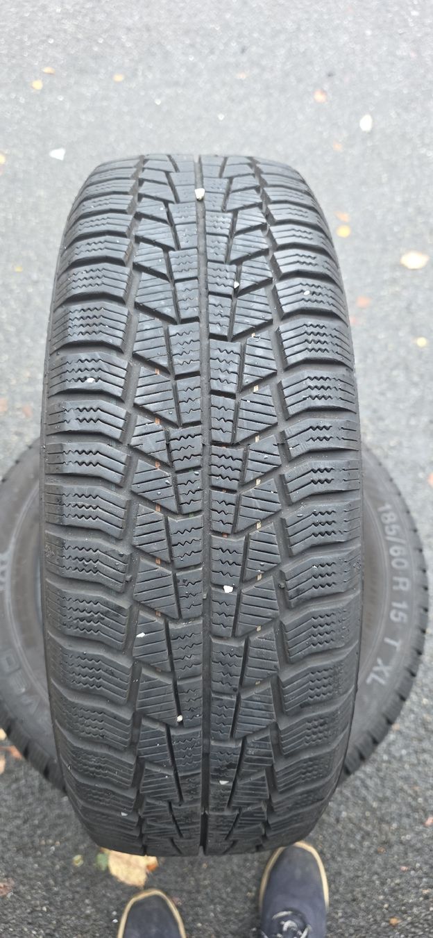 Pneumatici & Ruote complete: Winterpneu 185/60/R15 M+S – Usato da herzogenbuchsee venduto da jamma01 1