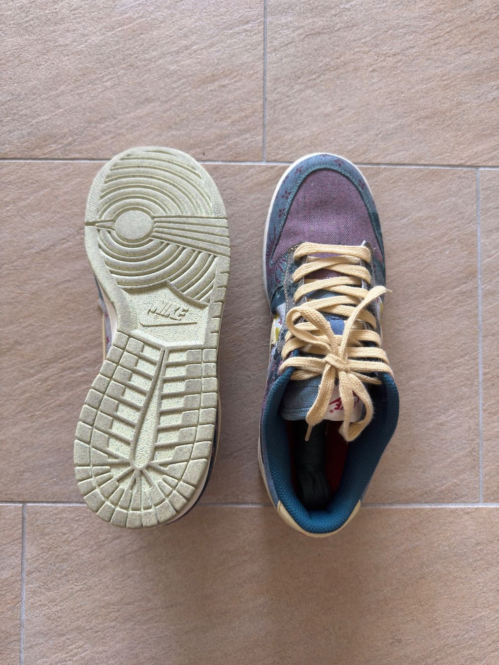 Nike Scarpe da uomo: Dunk Low Community Garden 9.5 US – Nuovo (secondo la descrizione) da Châtel-St-Denis venduto da Lou_Hock 2