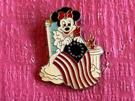 Comic Pin
