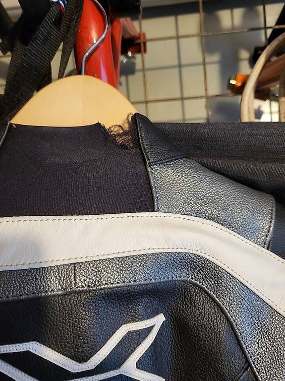 IXS Giacche: IXS RS2 Lederjacke Gr. 52 – Usato da Dübendorf venduto da Magc76 4