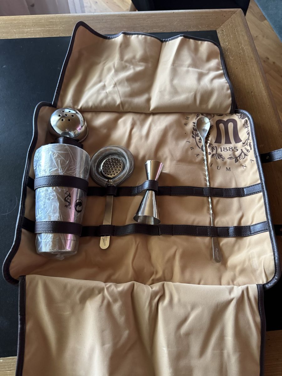 Geschirrsets: Neue Bartasche, Cocktail Set in Lederetui Braun – Neu und originalverpackt aus Seuzach von salche 1
