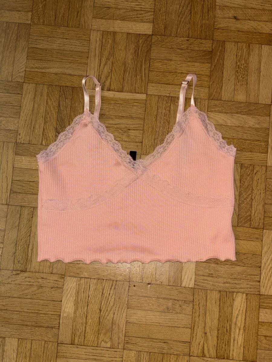 C&A Top: Summer Tops Bundle – Usato da Basel venduto da Mig_Sil04 3
