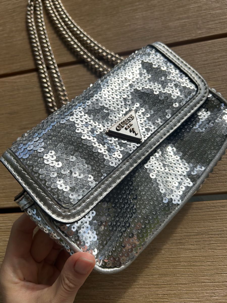 Guess Borse da donna: Guess Tasche neu – Nuovo (secondo la descrizione) da Egerkingen venduto da thelifeofpablo 1