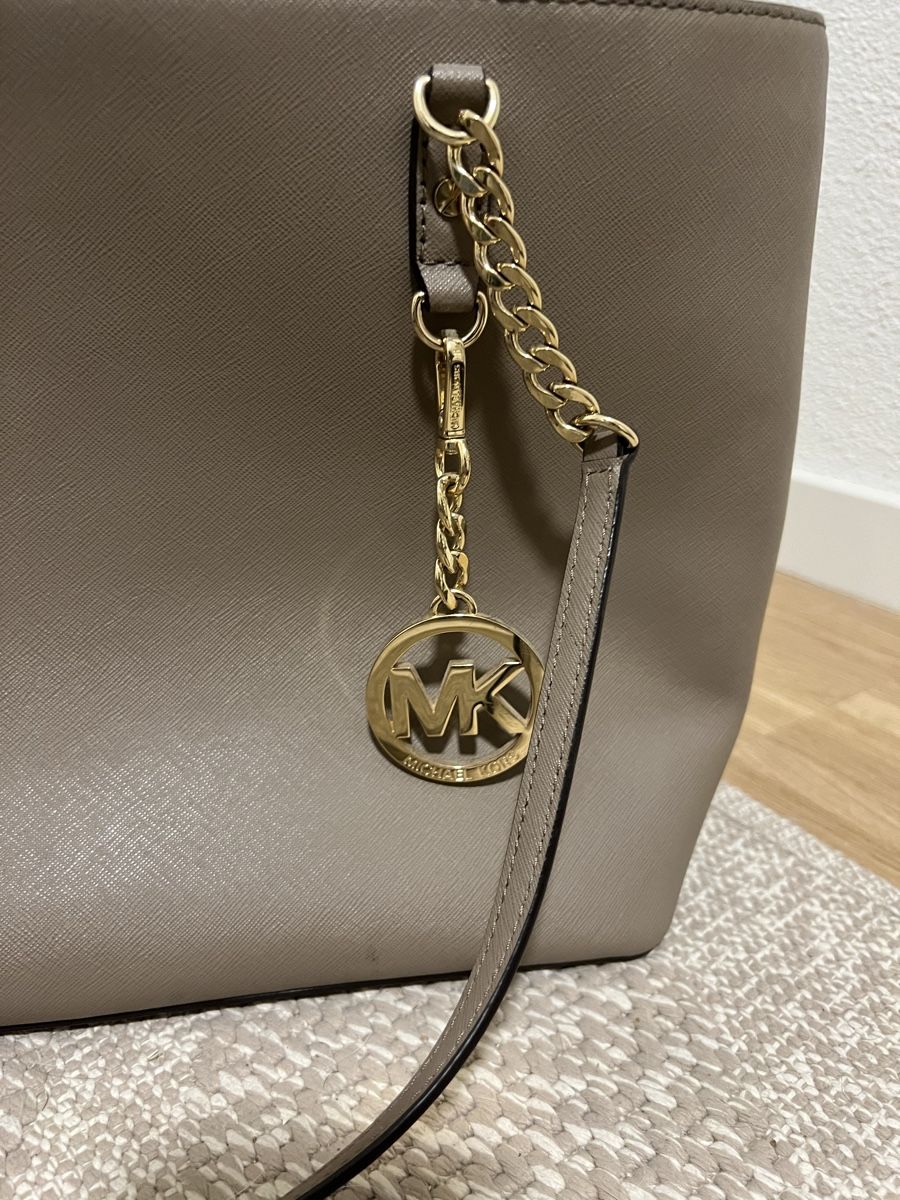 Sacs: Michael Kors Handtasche – D'occasion à Thalwil par and_nb7r 1