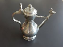 Zinnkrug mit Deckel und Henkel ohne Gravuren neu