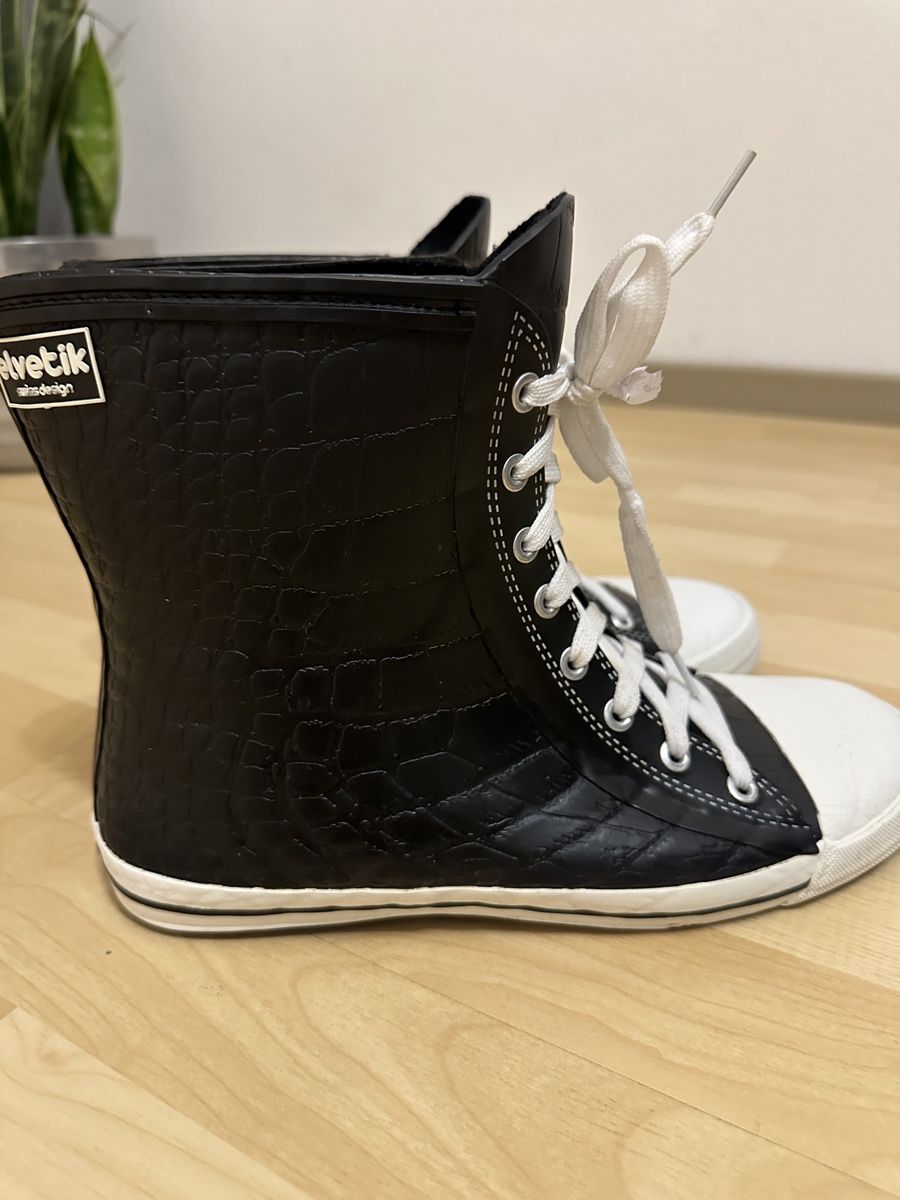 Scarpe da uomo: Elvetik Regenstiefel 42 – Usato da Weinfelden venduto da kam_jxz5 1