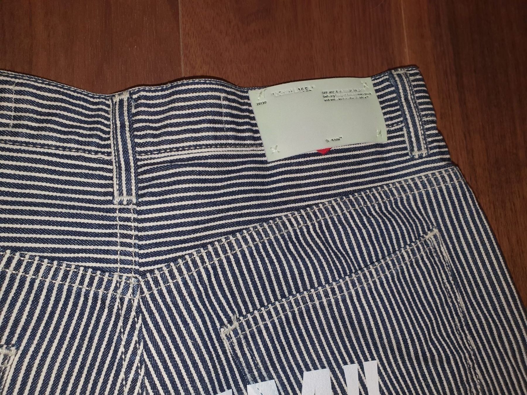 Jeans: Shorts Off-White c/o Virgil Abloh – Usato da St-Sulpice VD venduto da juhdu 5