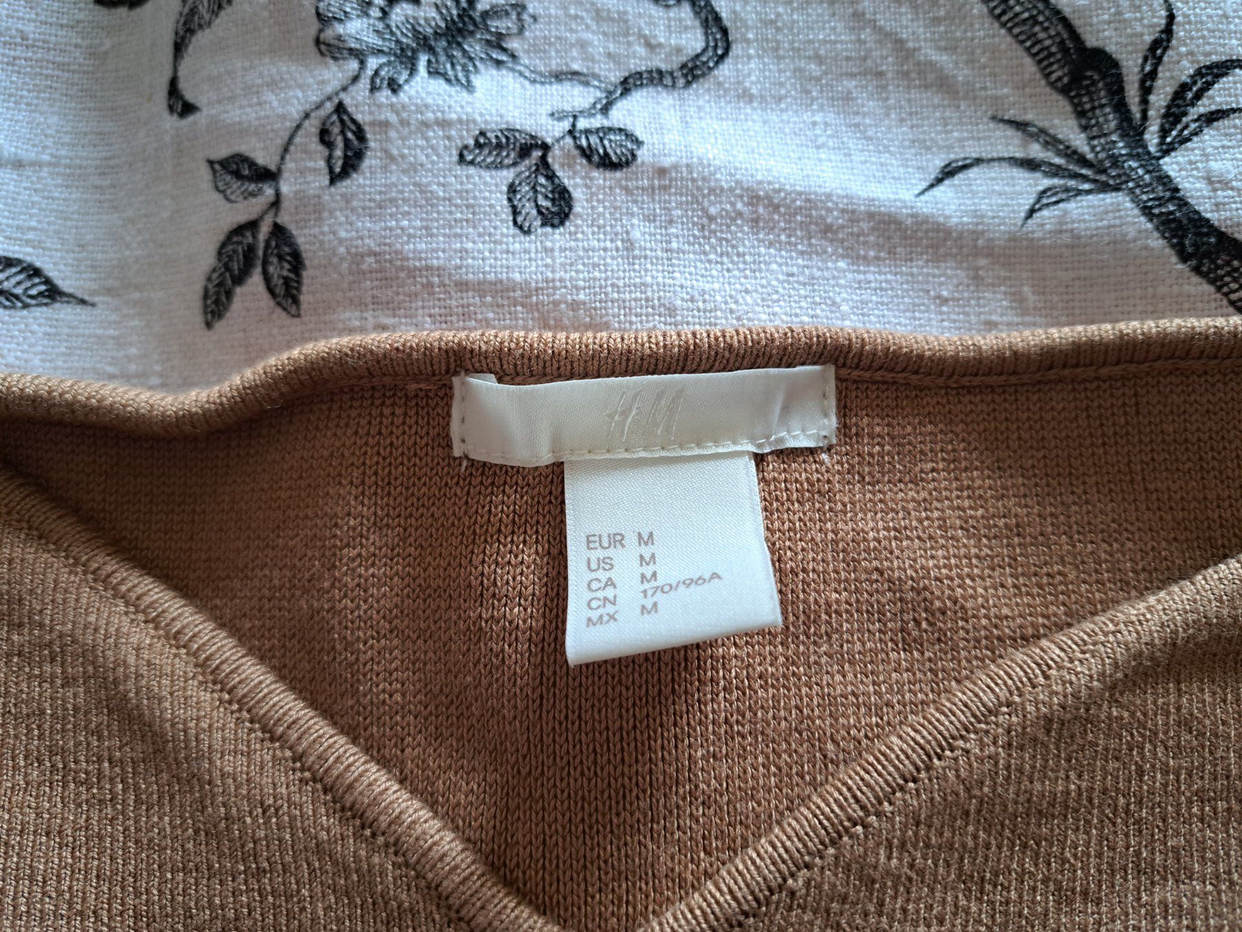 H&M Top: Top Grösse S WIE NEU – Usato da Zürich venduto da dph_r9t2 2