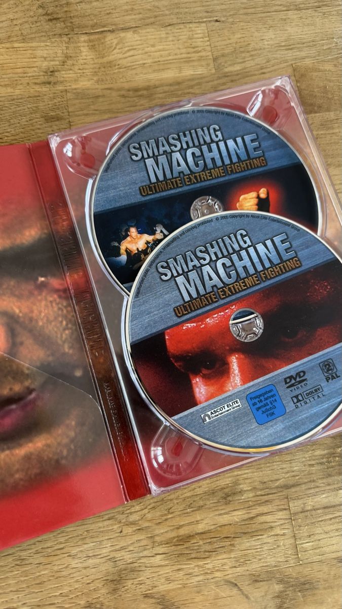 Tous les DVDs: Smashing Machine DVD 2 Disc Set Special Edition – D'occasion à Lugano par bad_2t9b 1