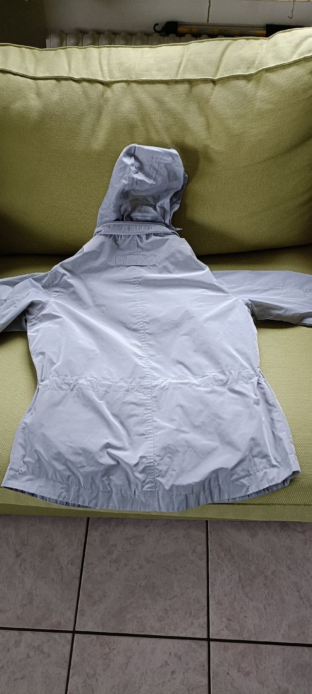 Jacken: Biaggini Damen Regenjacke Gr. 38 – Gebraucht aus Porza von tbch 5